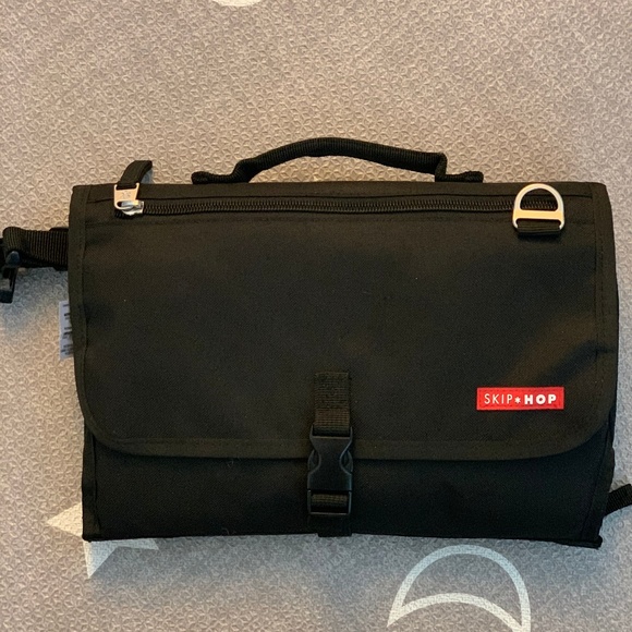 Skip Hop Other - Diaper Clutch